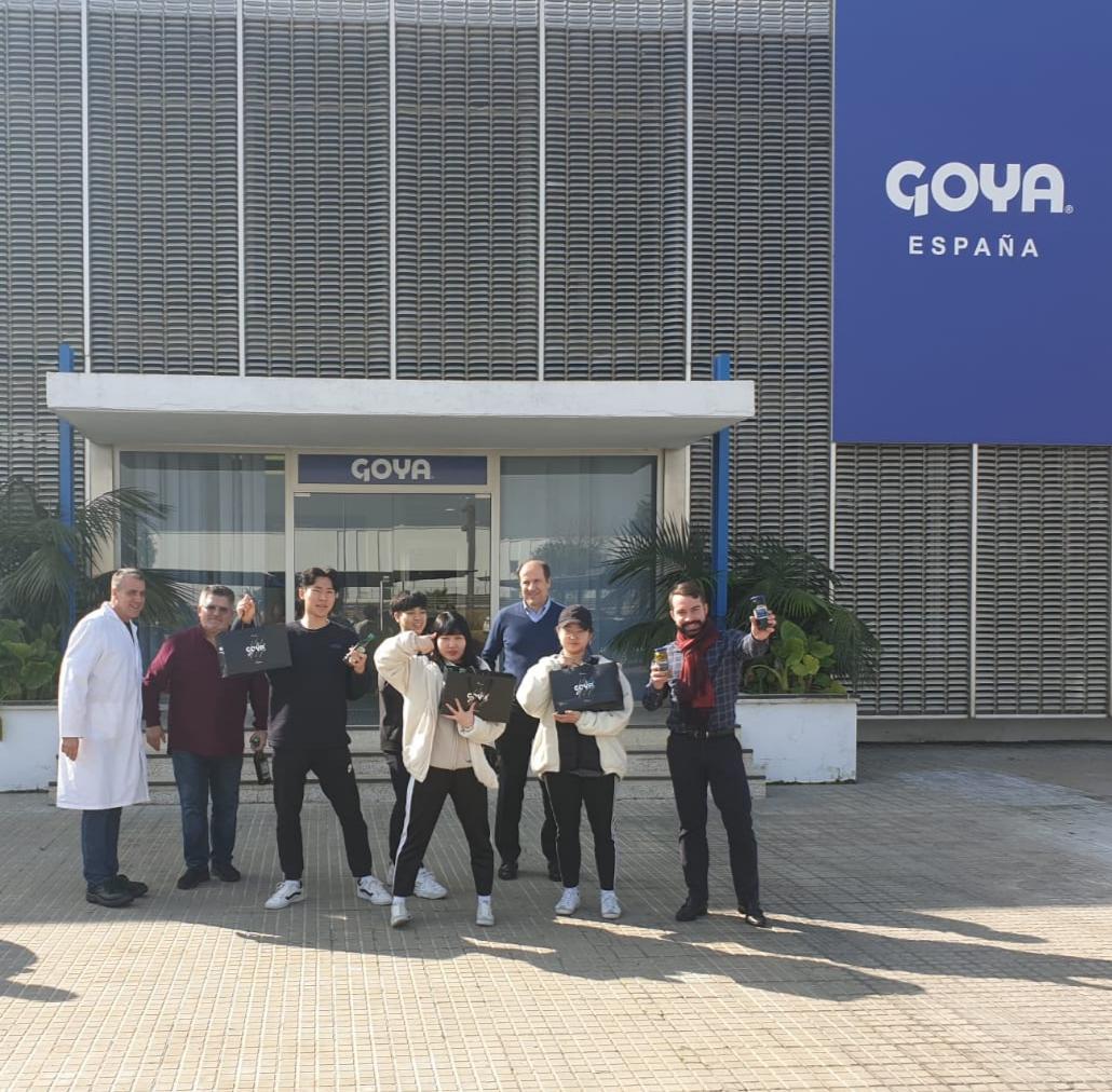 Korean national artistic Taekwondo team at Goya Spain factory